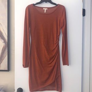 Leith body con ruched side dress